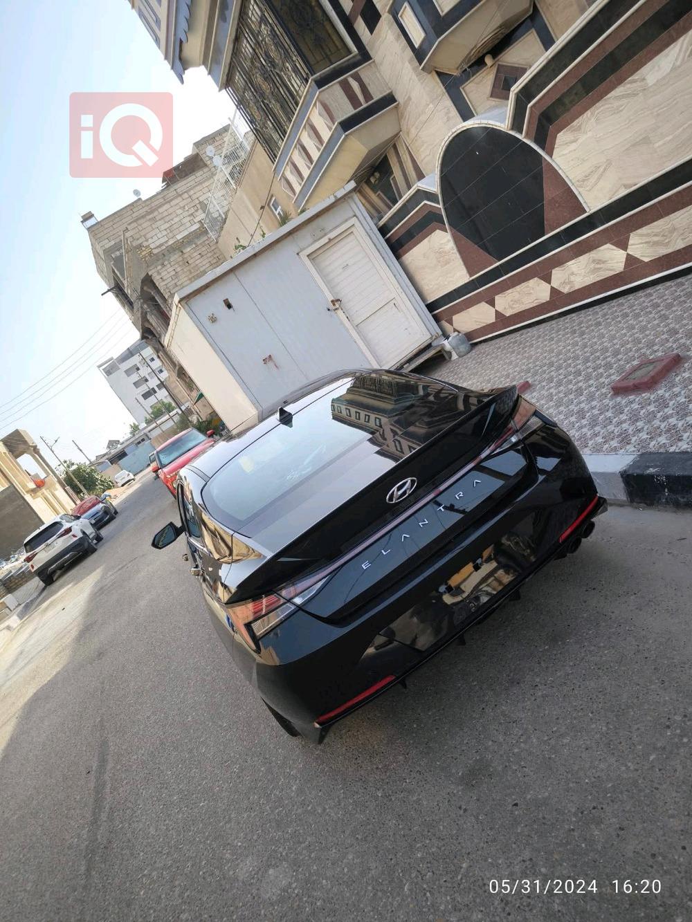 هیوندای ئەلەنترا